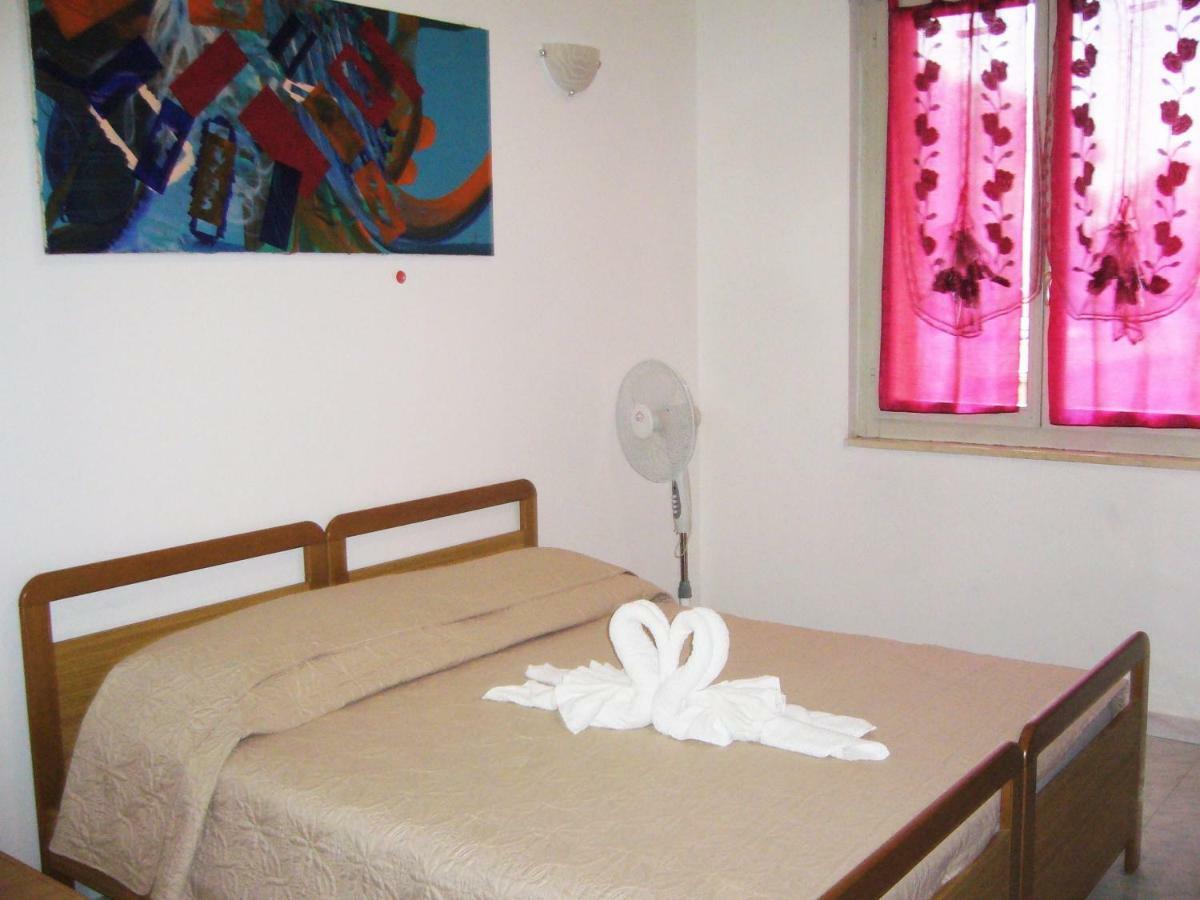 Casa vacanza a due passi dal mare Alghero Esterno foto